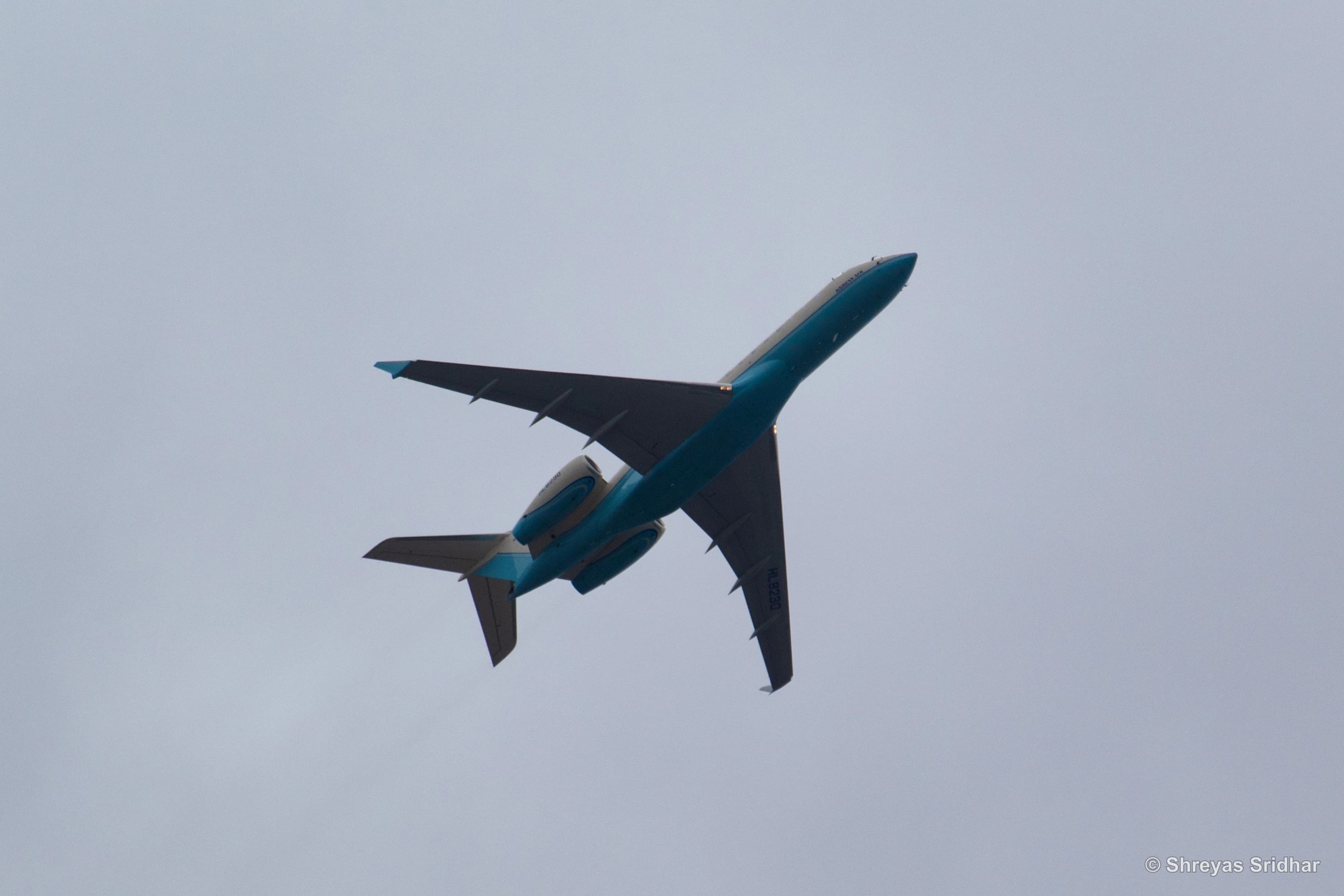 Korean Air · Bombardier BD-700 Global Express · HL8230